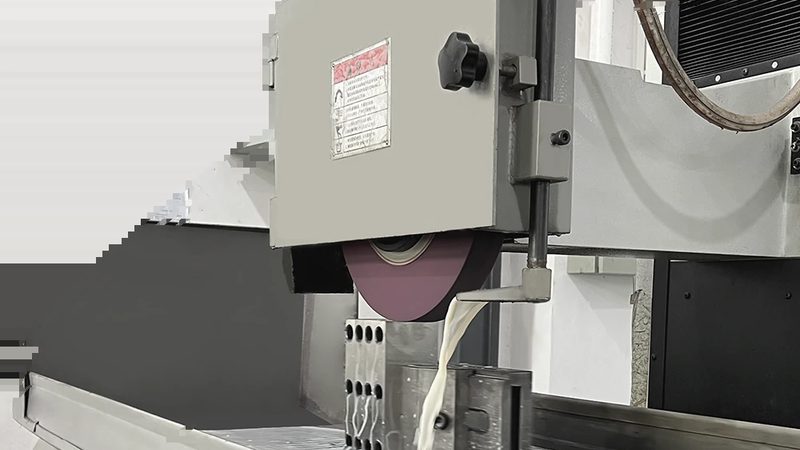 双色模具注塑代工，从图纸到成品的四道关