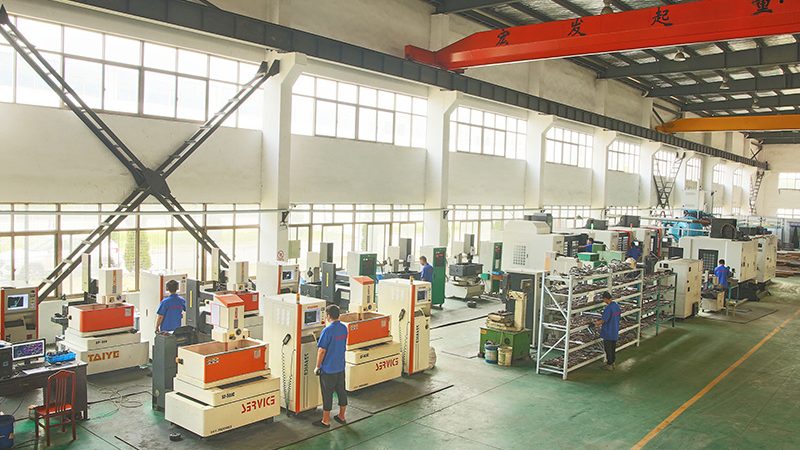 汽车注塑模具定制：揭秘其核心工艺与选型要点