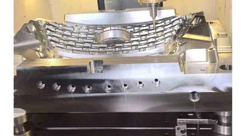大型家电模具：揭秘其背后的制造工艺与报价构成**