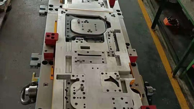 压铸模具与注塑模具：表面处理差异解析